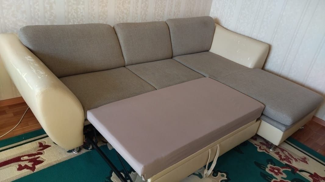 Диван в хорошем состоянии