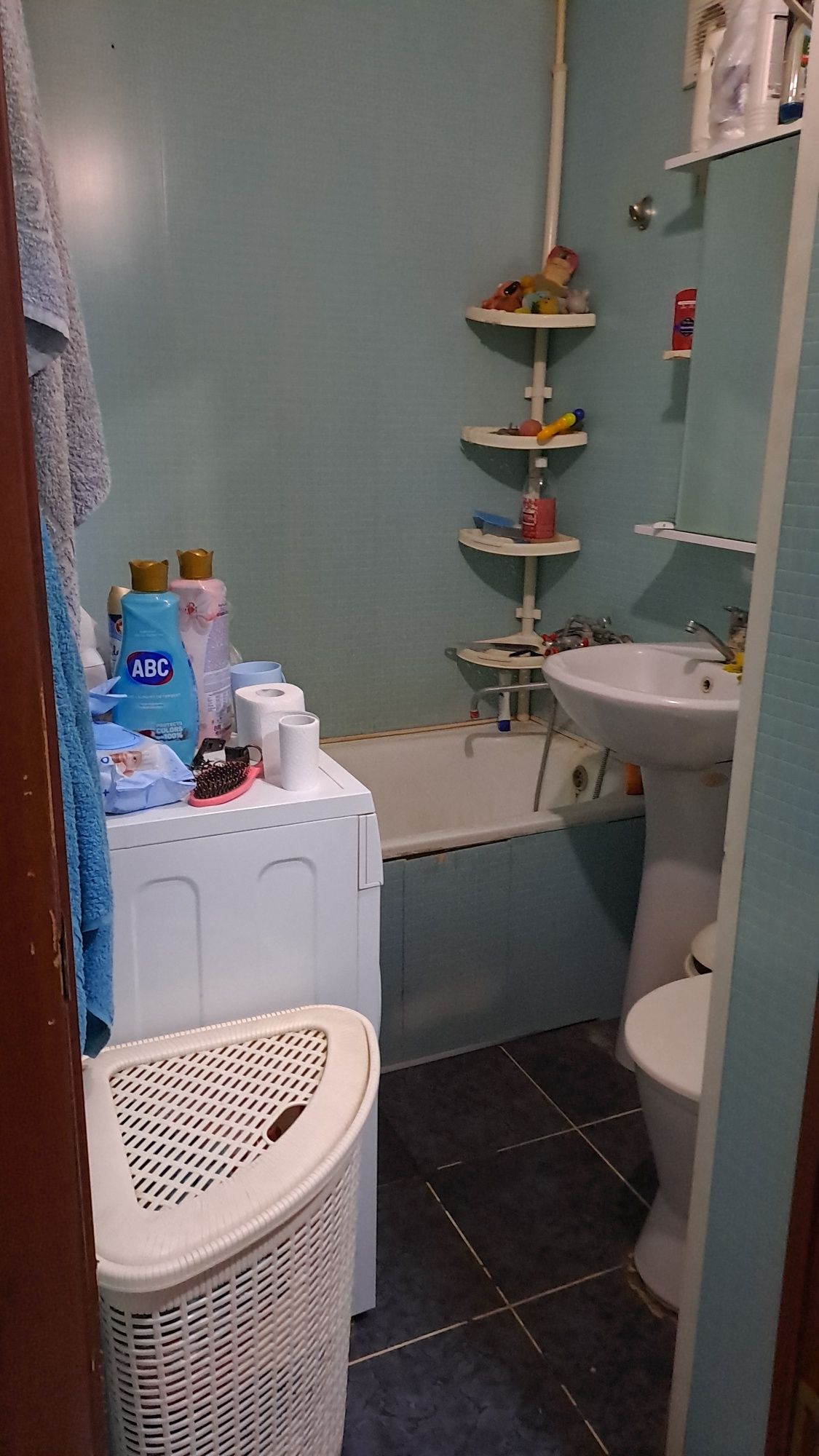 Продам 2-х комнатную квартиру. Только наличный расчёт.