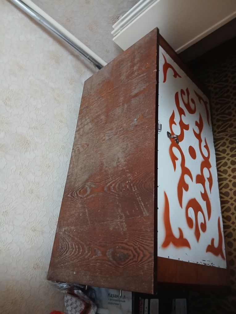 Сандык сатылады бұрынғы жалайыр оте жаксы.