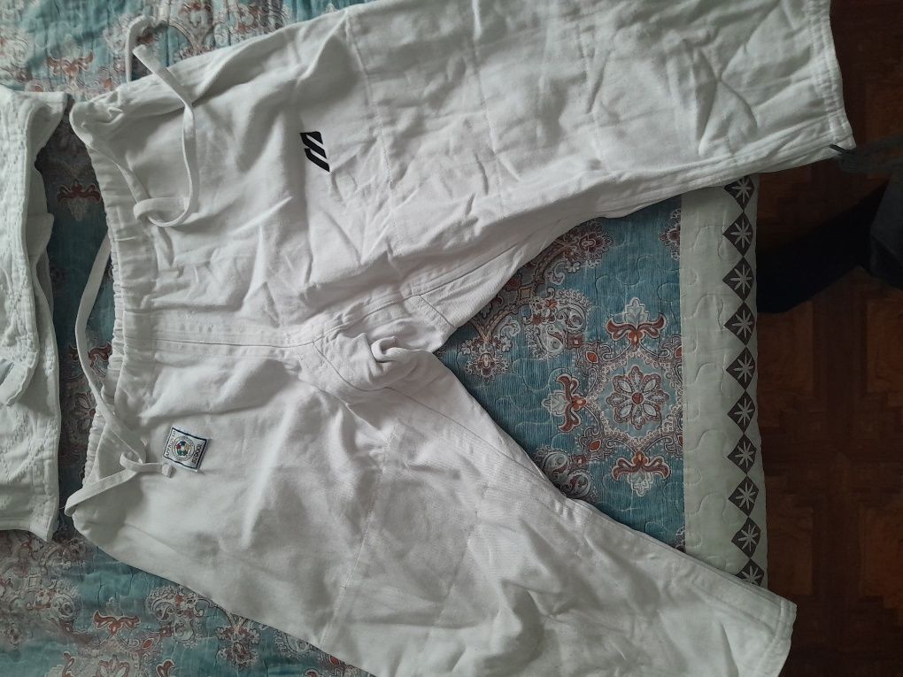 Продам кимоно оригинал