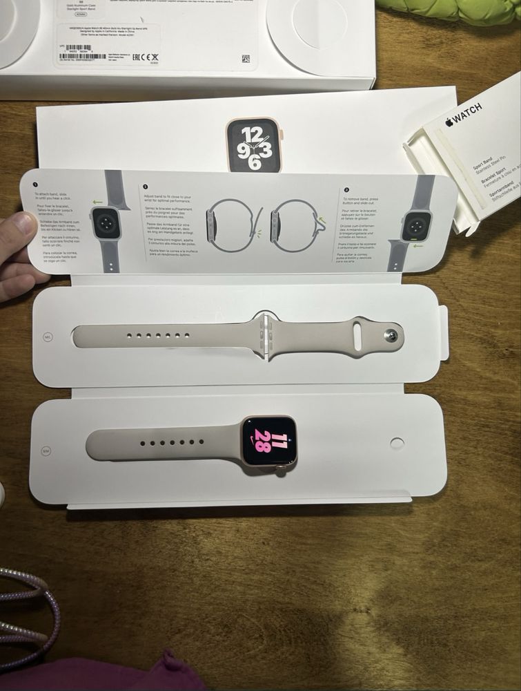 Смарт-часы Apple Watch SE 40 мм