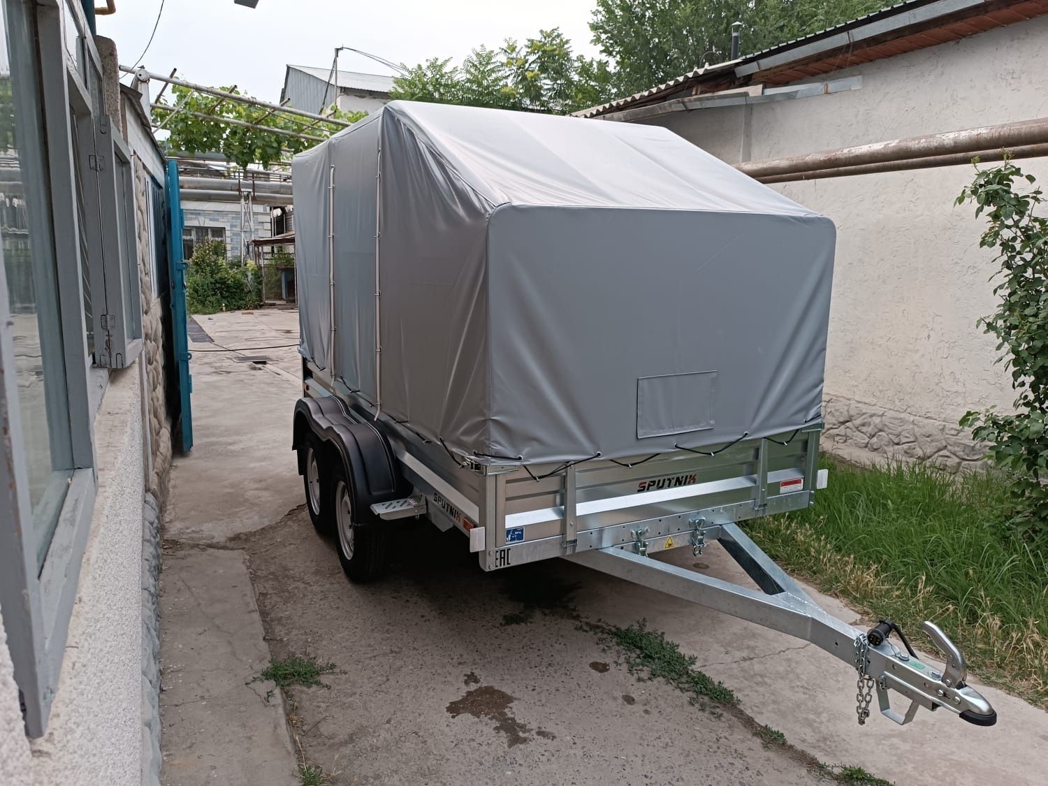 Прицеп двухосный новый. Длина 3 метра.