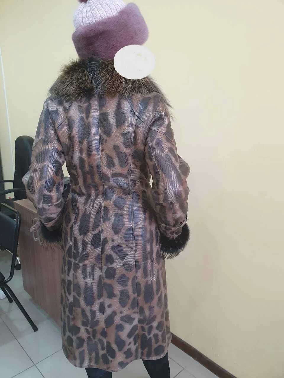 Продам женскую дубленку и красивое пальто