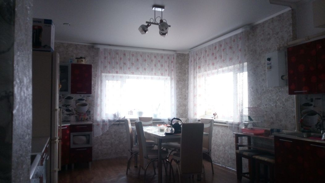 Продаётся новый дом, с мебелью. Можно ключ на ключ с доплатой.