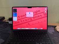 Продам MacBook Air M2 8/512 Midnight