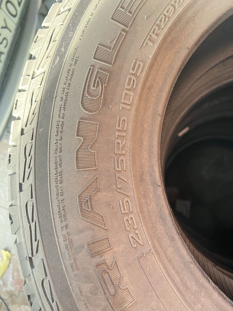 Диск с резиной 6х139.7  R15