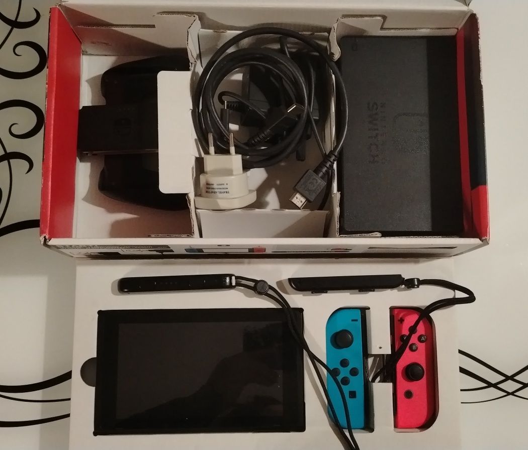 Nintendo Switch игровая приставка
