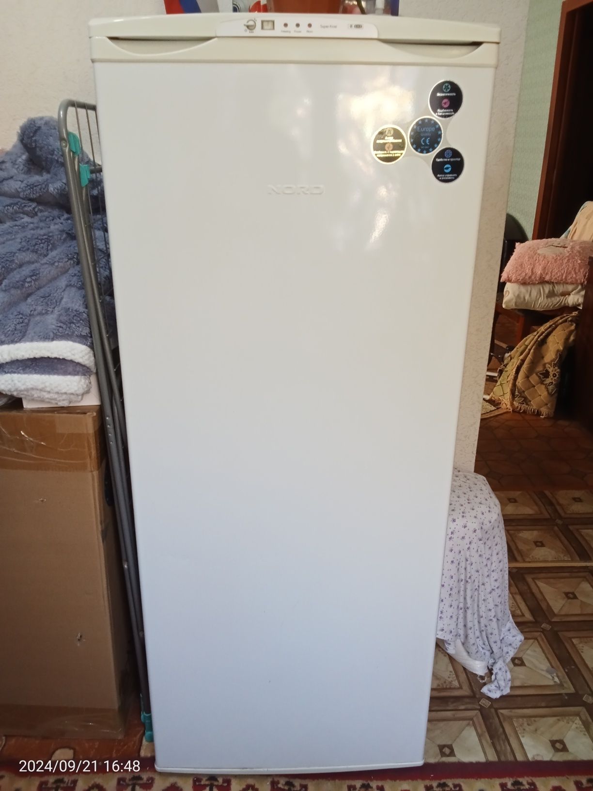 Продам морозильную камеру