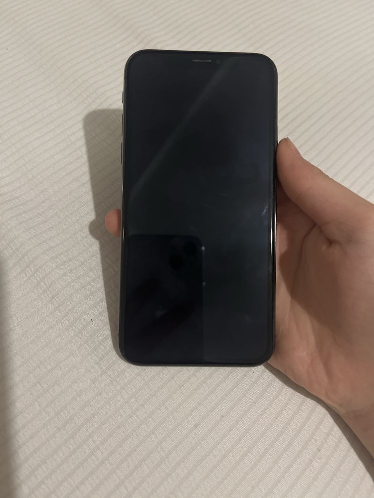 Продам Apple 10 X