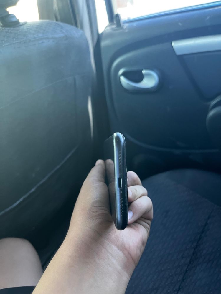 Iphone xr емкость «100»
