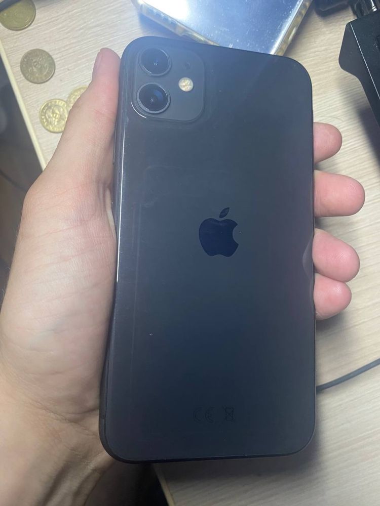 Продам iphone 11 64gb