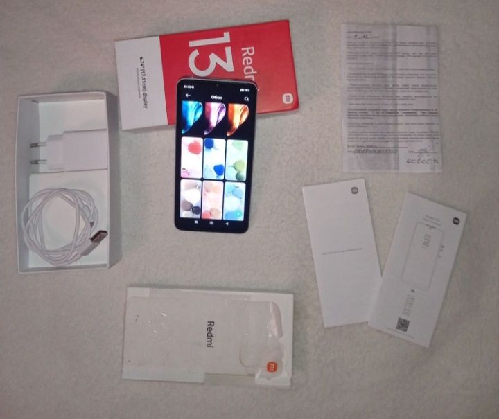 Redmi 13C 2024г 16/256 идеал