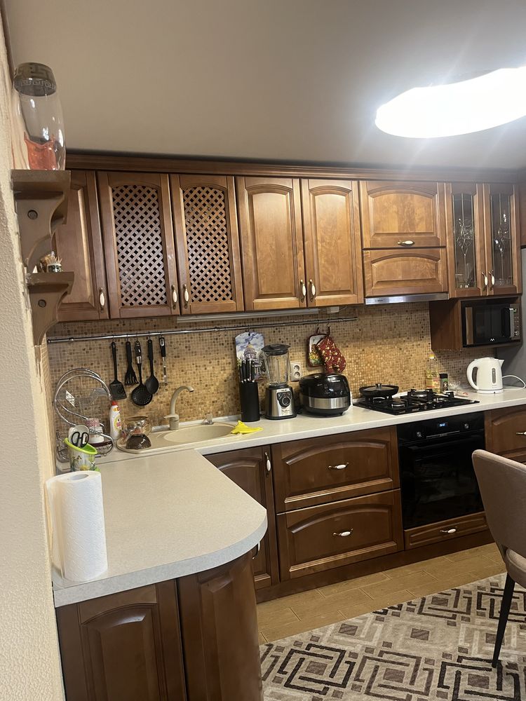Продам 3 комн кватиру 86 кв
