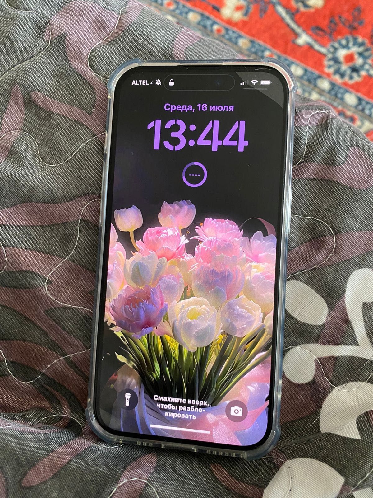 iPhone 15 pro titan