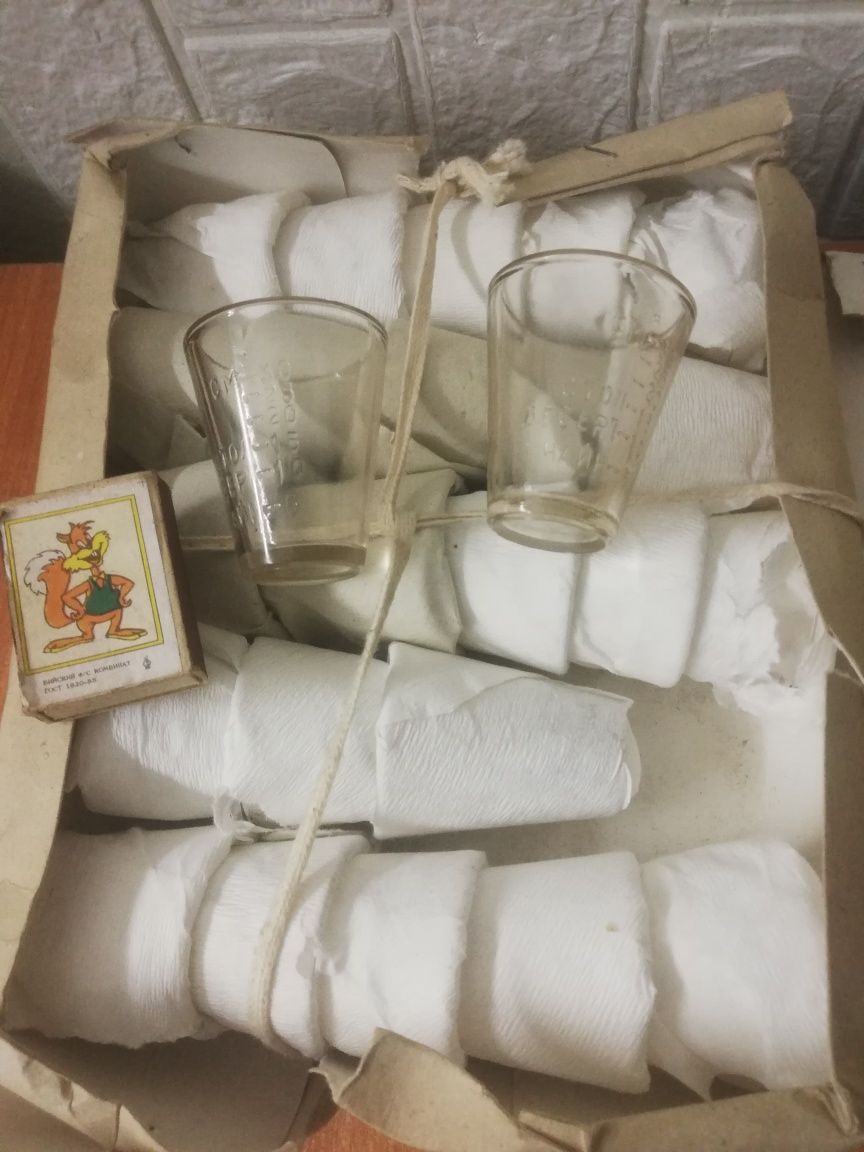 Мерные стаканчики, новые СССР.