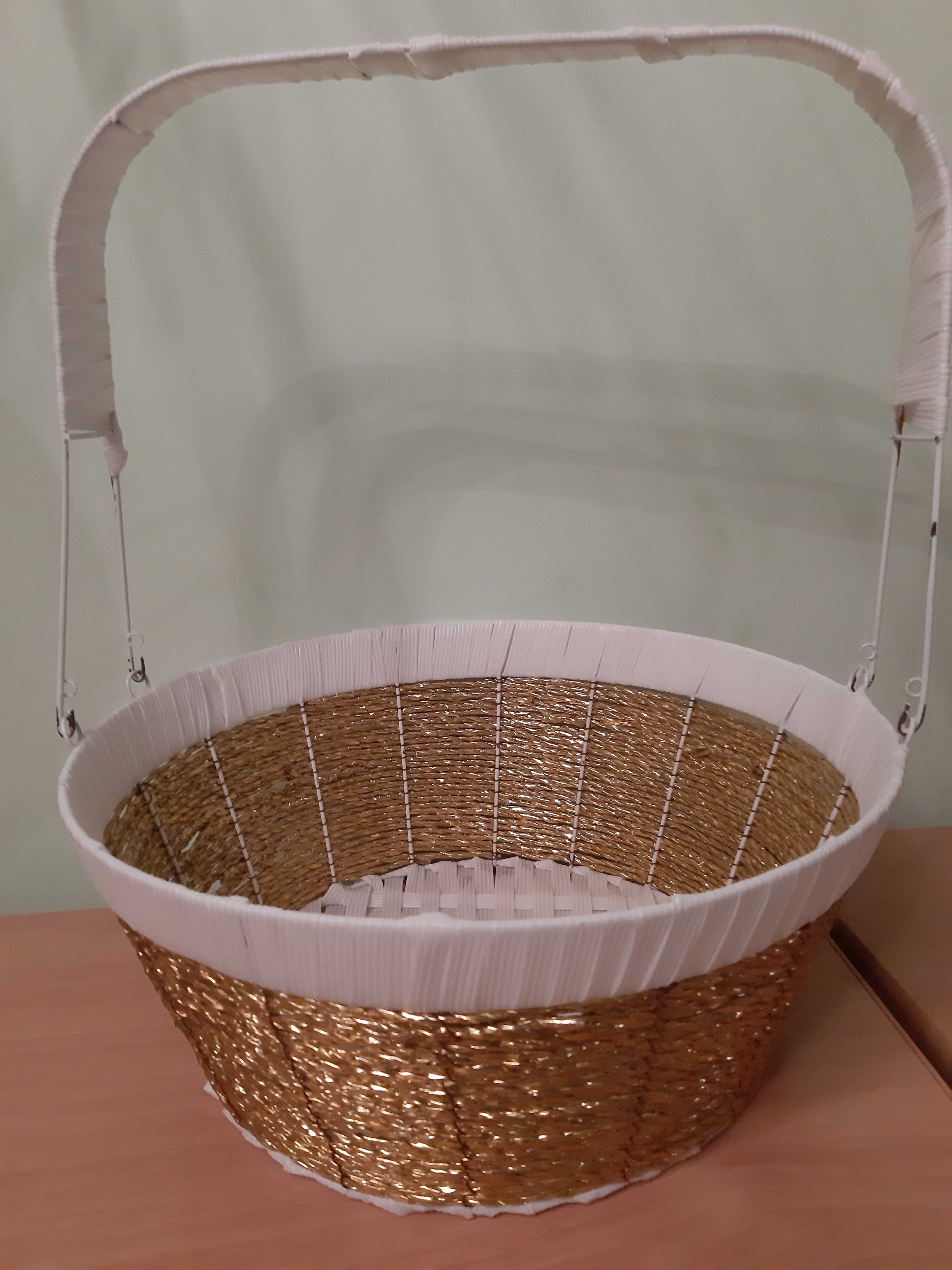 Корзины  плетенные подарочные.