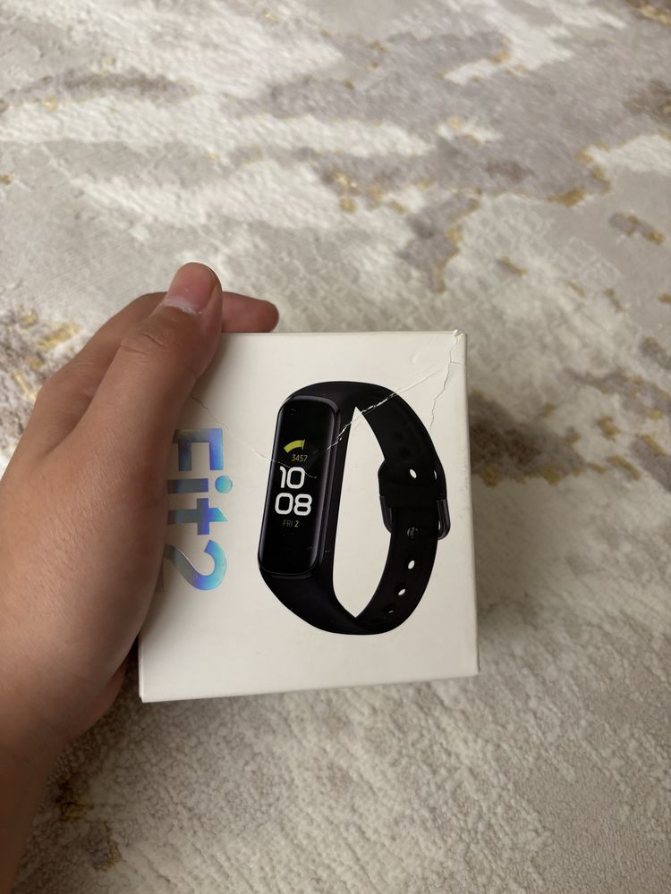 Часы Samsung watch fit 2