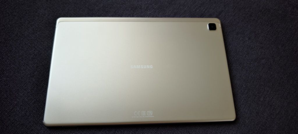 Планшет Samsung Tab A7