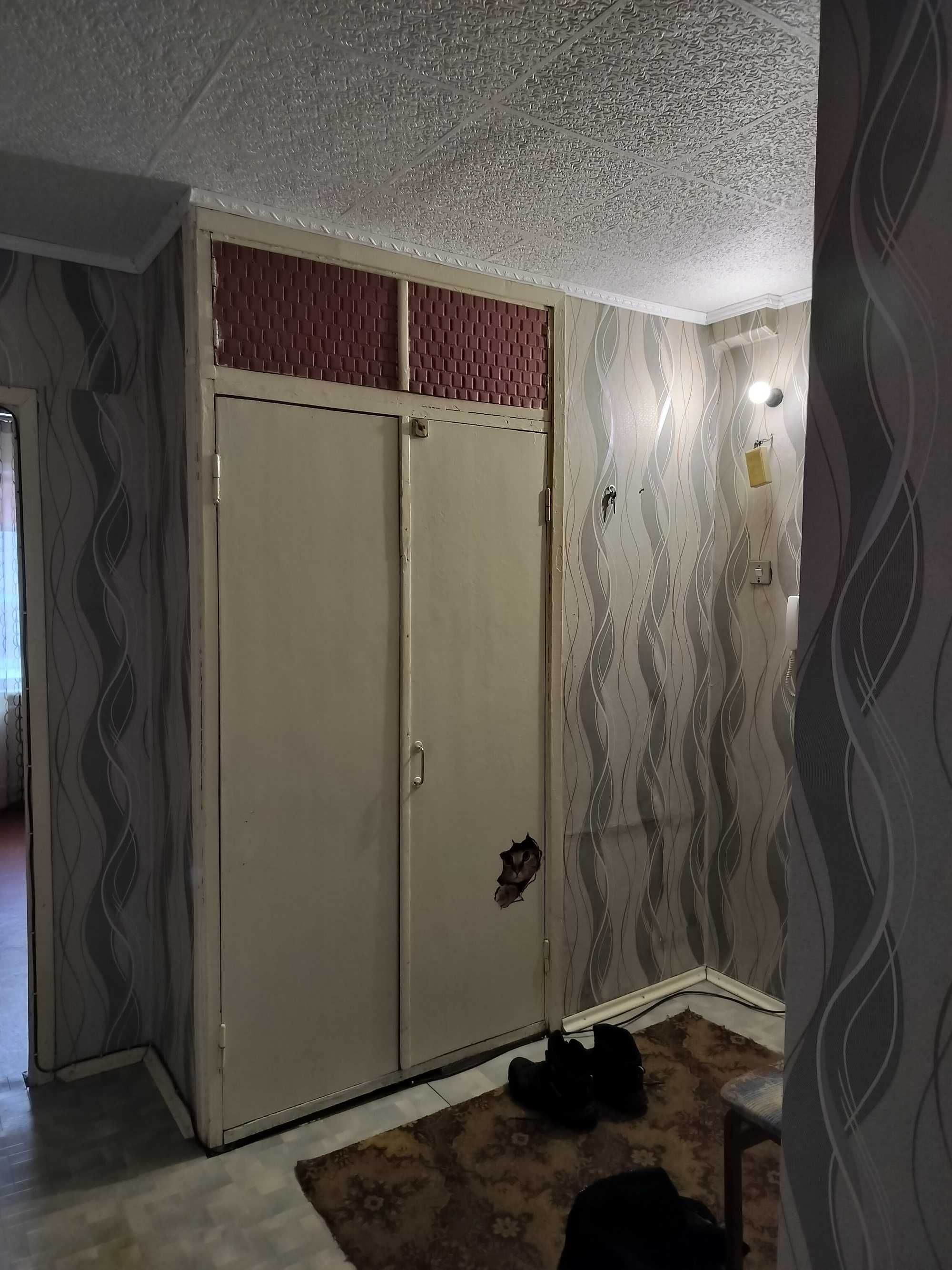 3х комнатная квартира район КШТ, Утепова,23