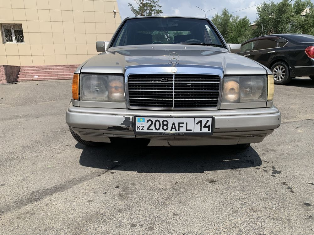 Продам Мерс 124 Е 220