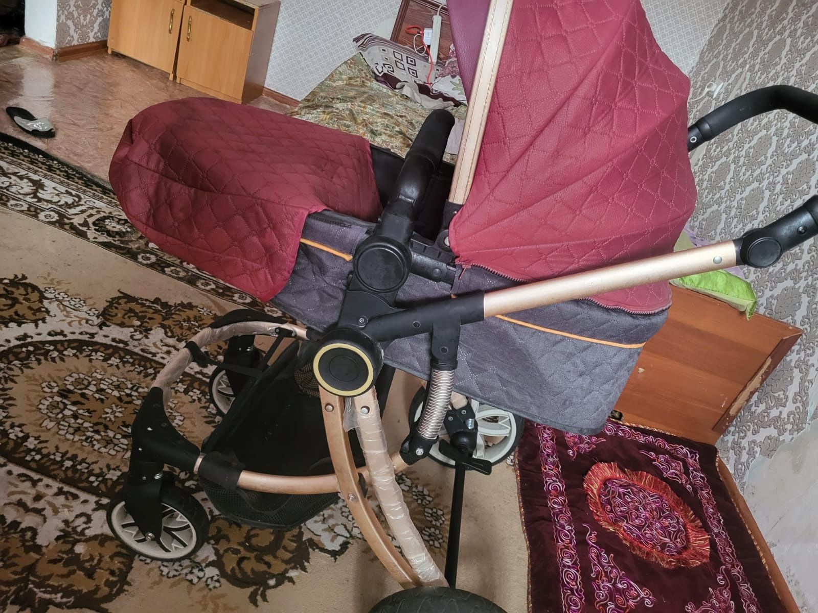 Коляска 2в1 продам состояние отличное