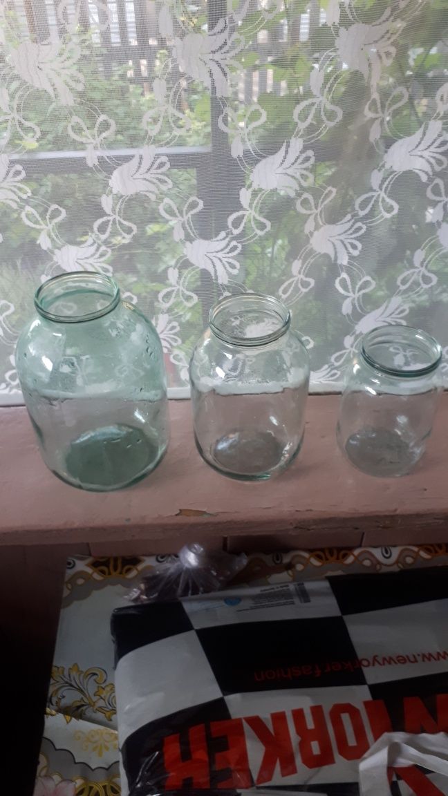 Продам стеклянные банки разного обьема