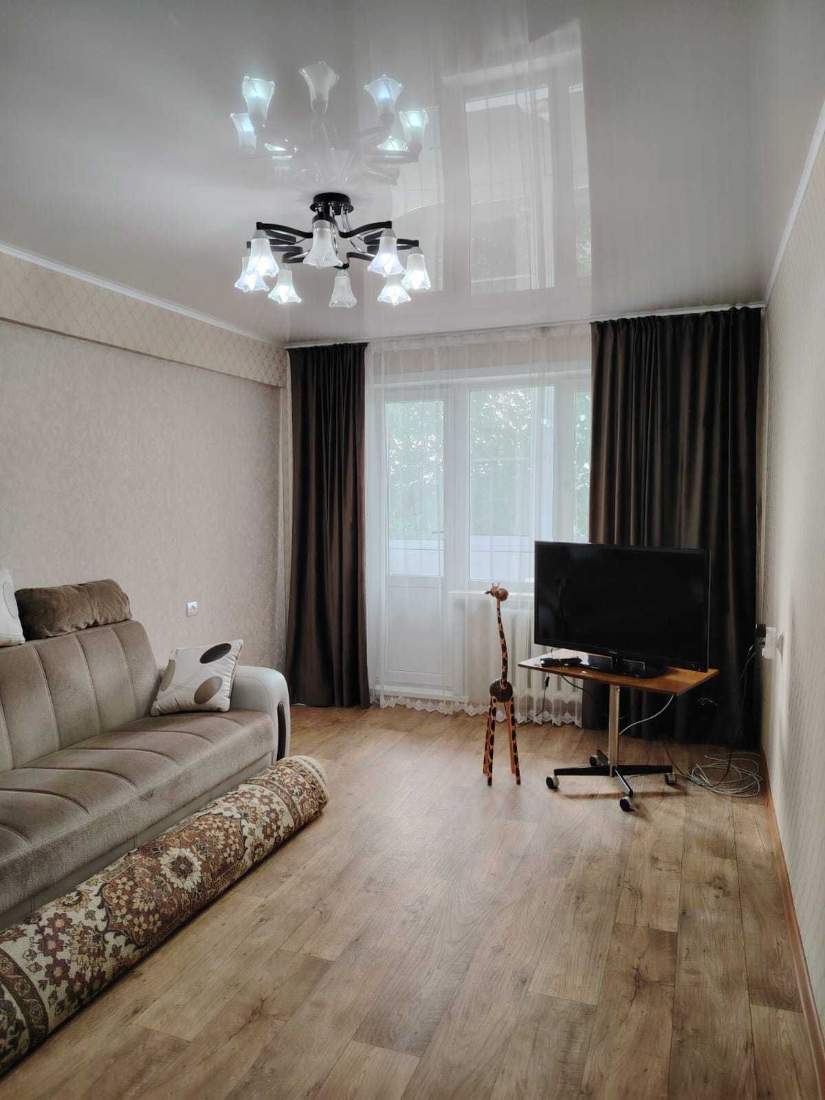 Продам 2-х квартиру,"улуч." 2/5эт 50 кв.м ул.Бульвар Гагарина д.34
