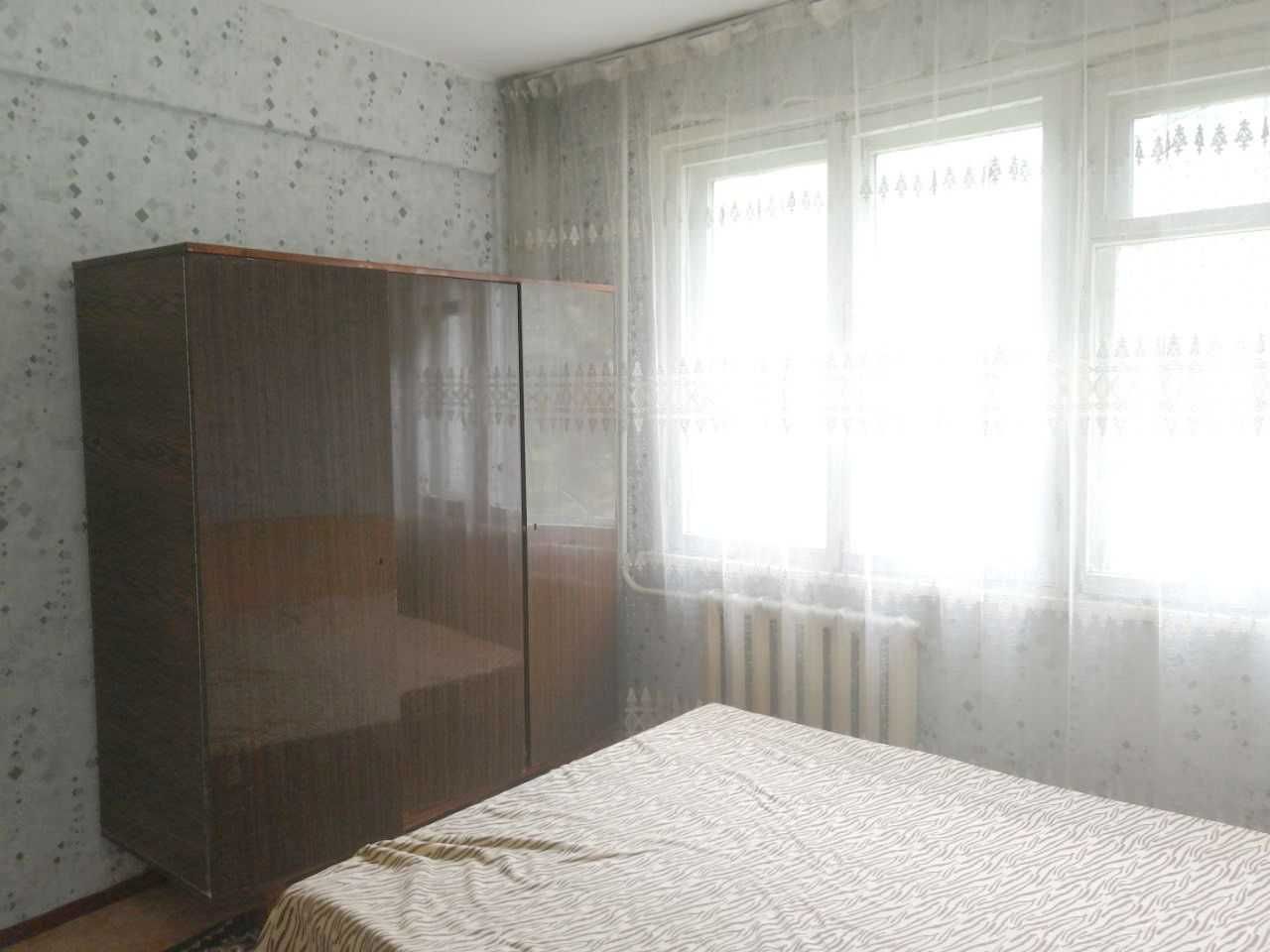 Продается квартира на б. Гагарина!