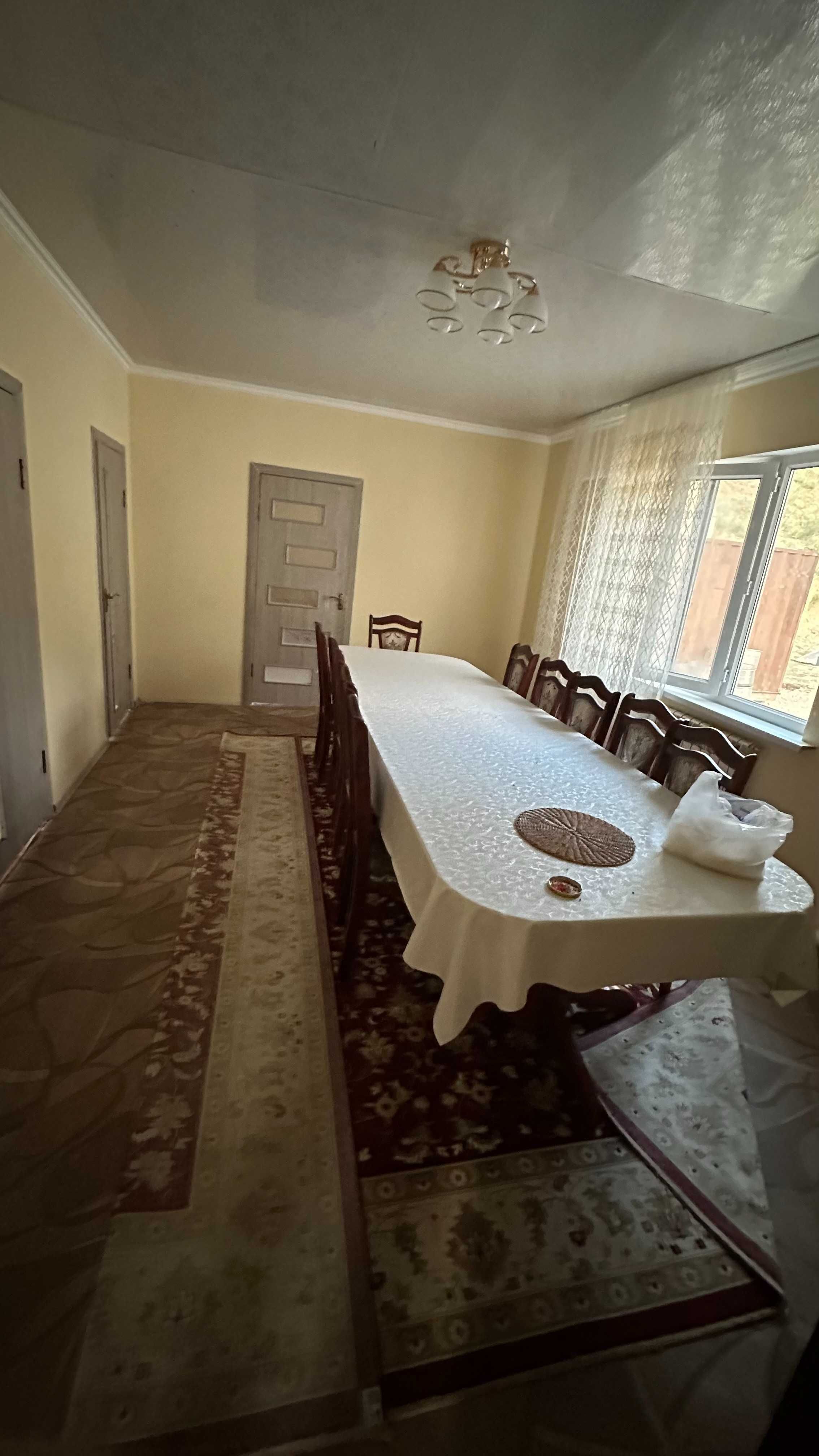 Загородный  дом у подножия гор Алатау