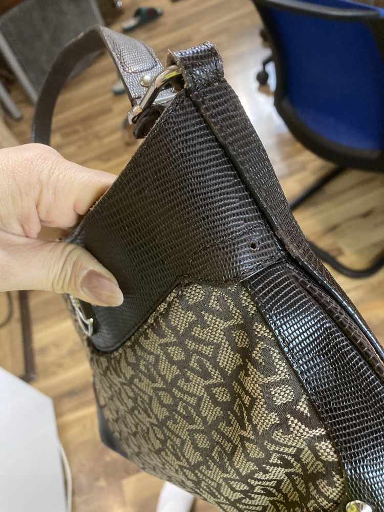Сумка DKNY Donna Karen monogram signature