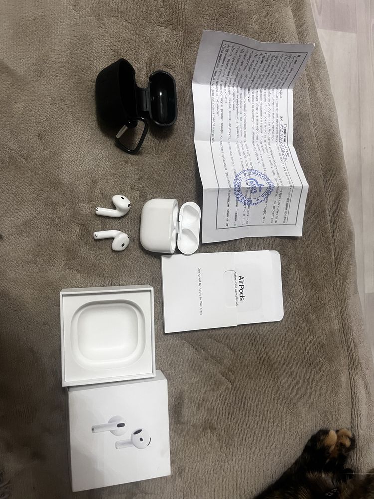 AirPods 4 Active Noise Consellation