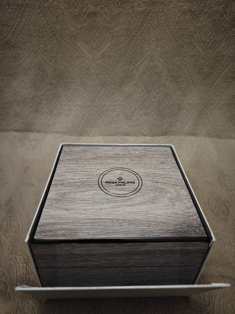 Новые часы PATEK PHILIPPE geneve