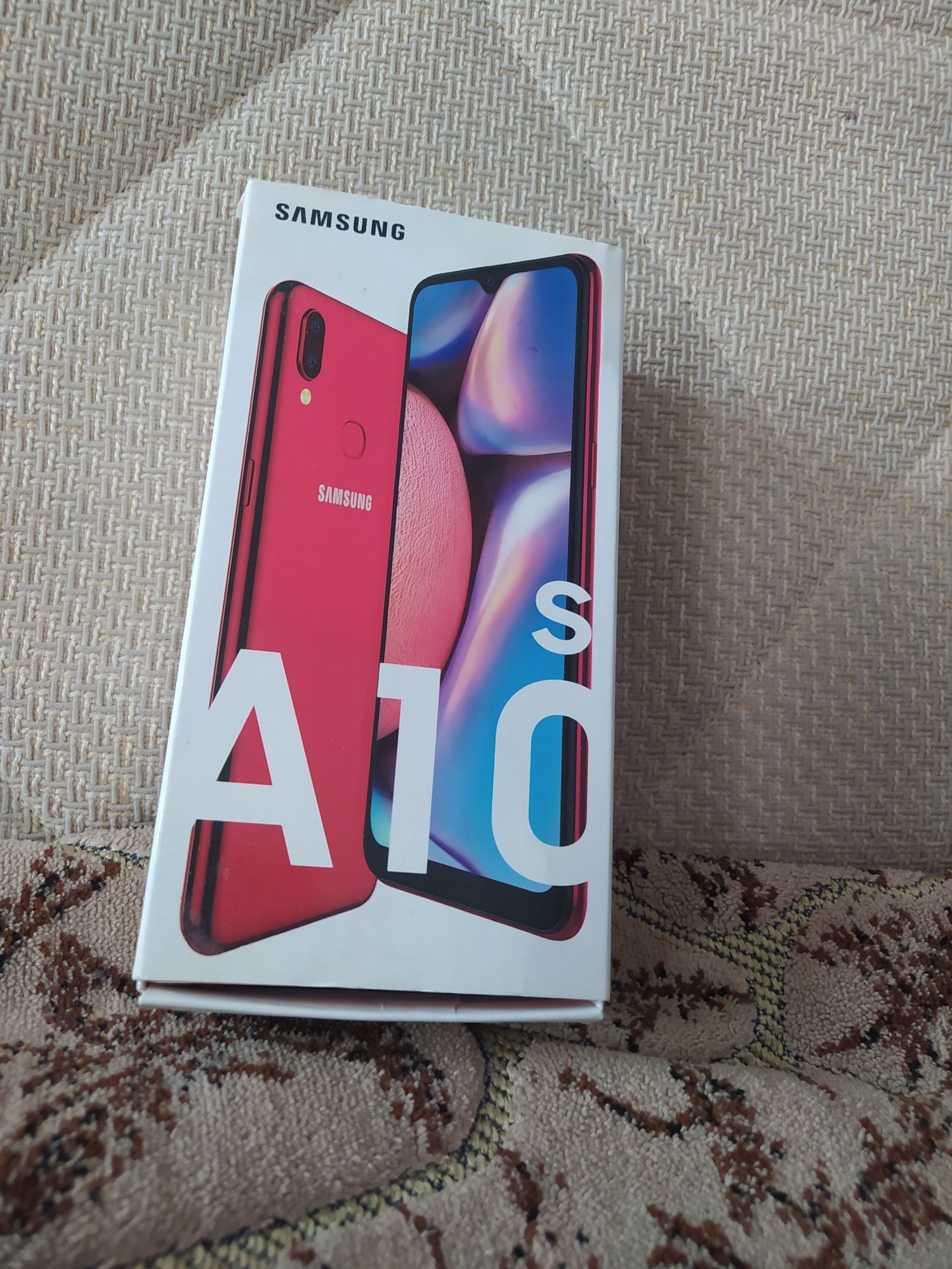 Продам смартфон Samsung Galaxy A10S