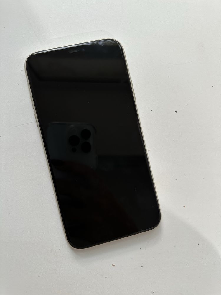 Iphone 11 в белом цвете