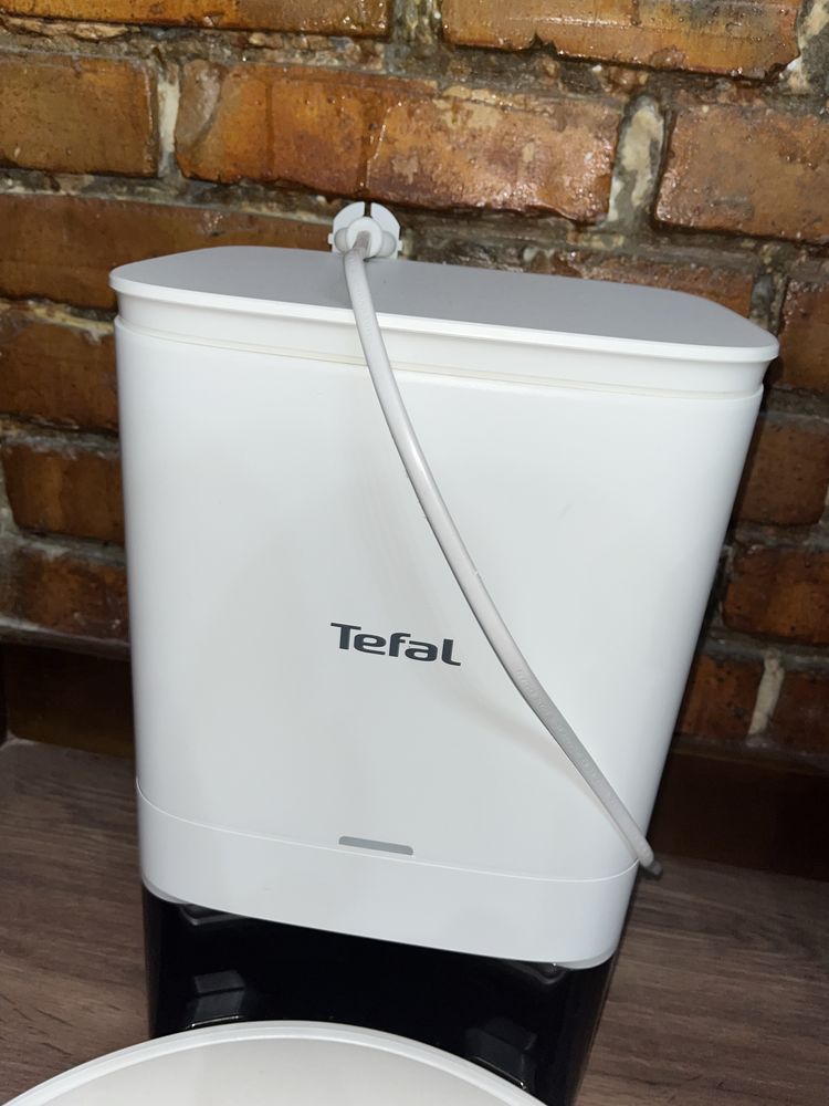 Робот пылесос tefal