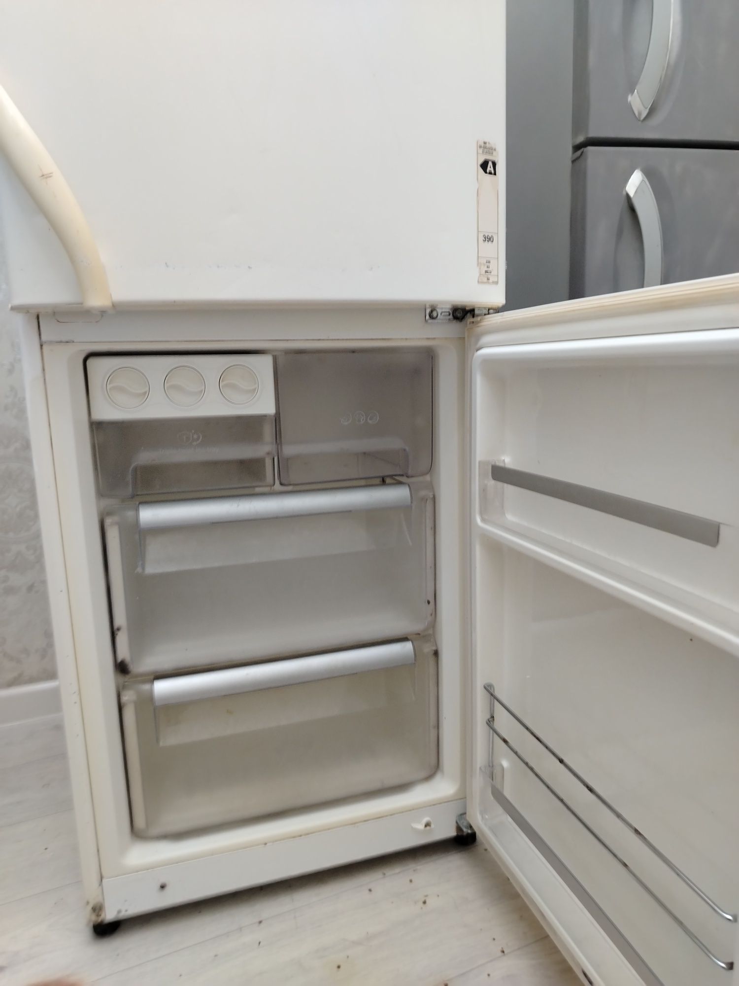 Lg холодильник продам no frost