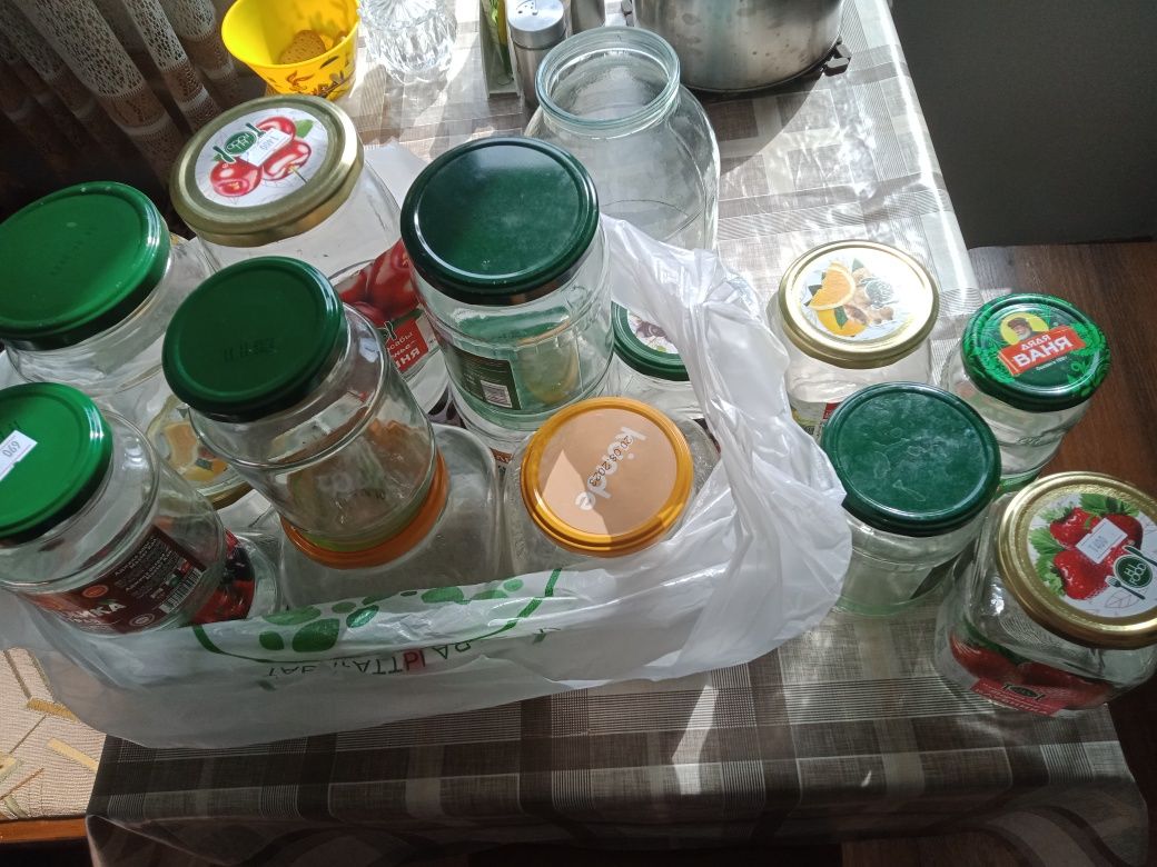 Продам банки разные