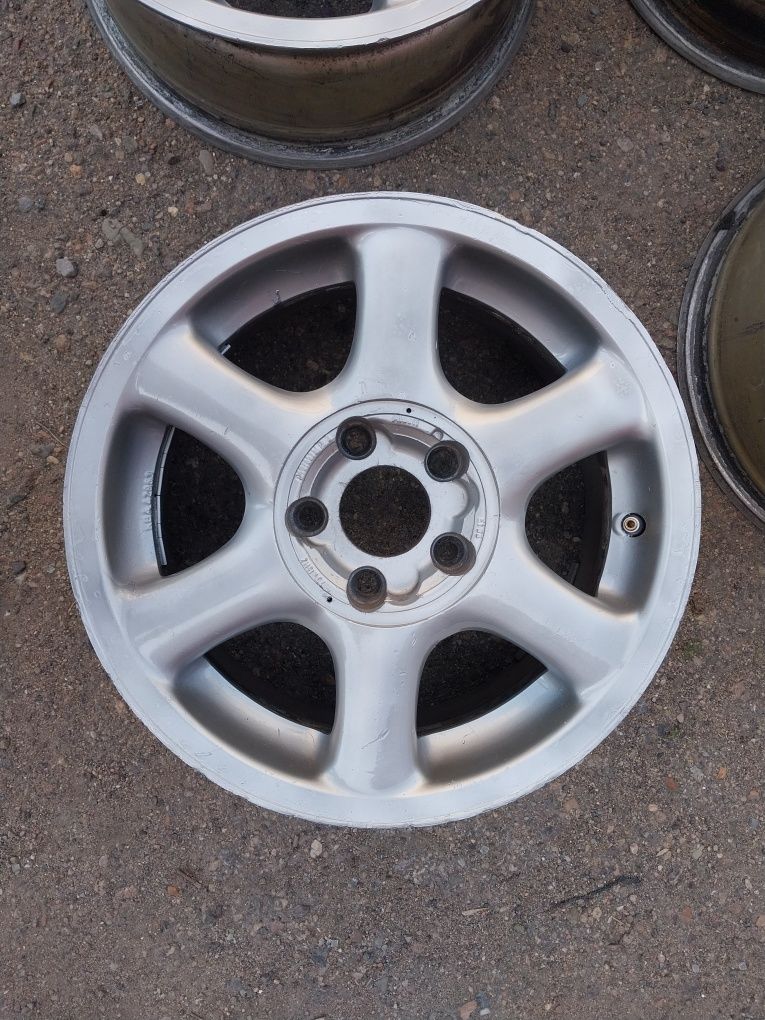 Диски R15 на Opel omega. 5×110.