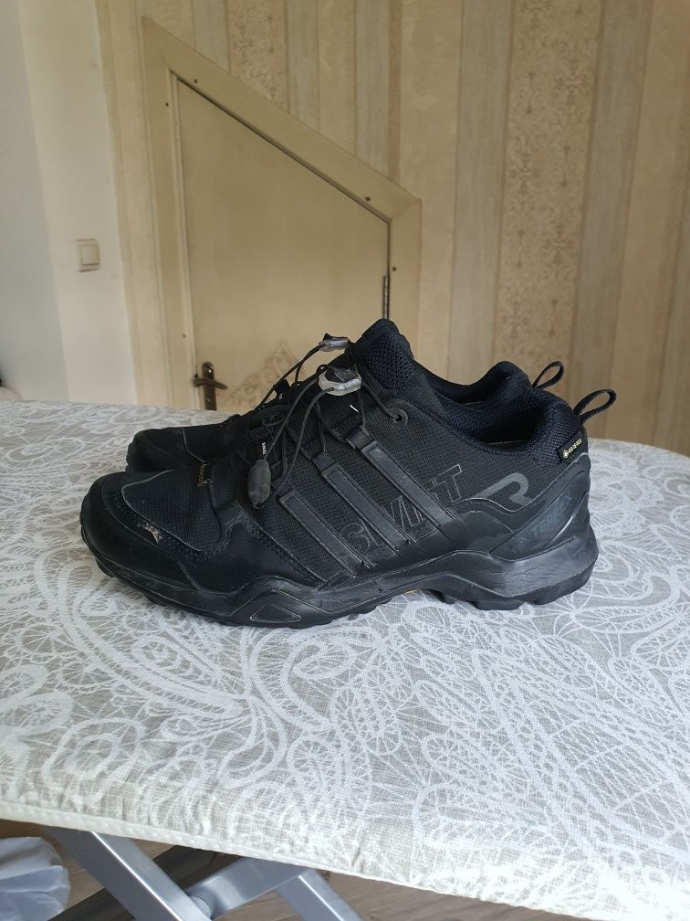 Кроссовки Adidas terrex 39 размер