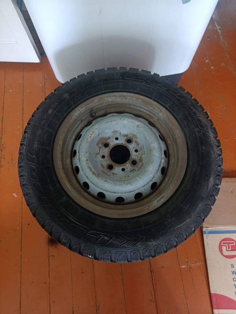 Продам колес R13