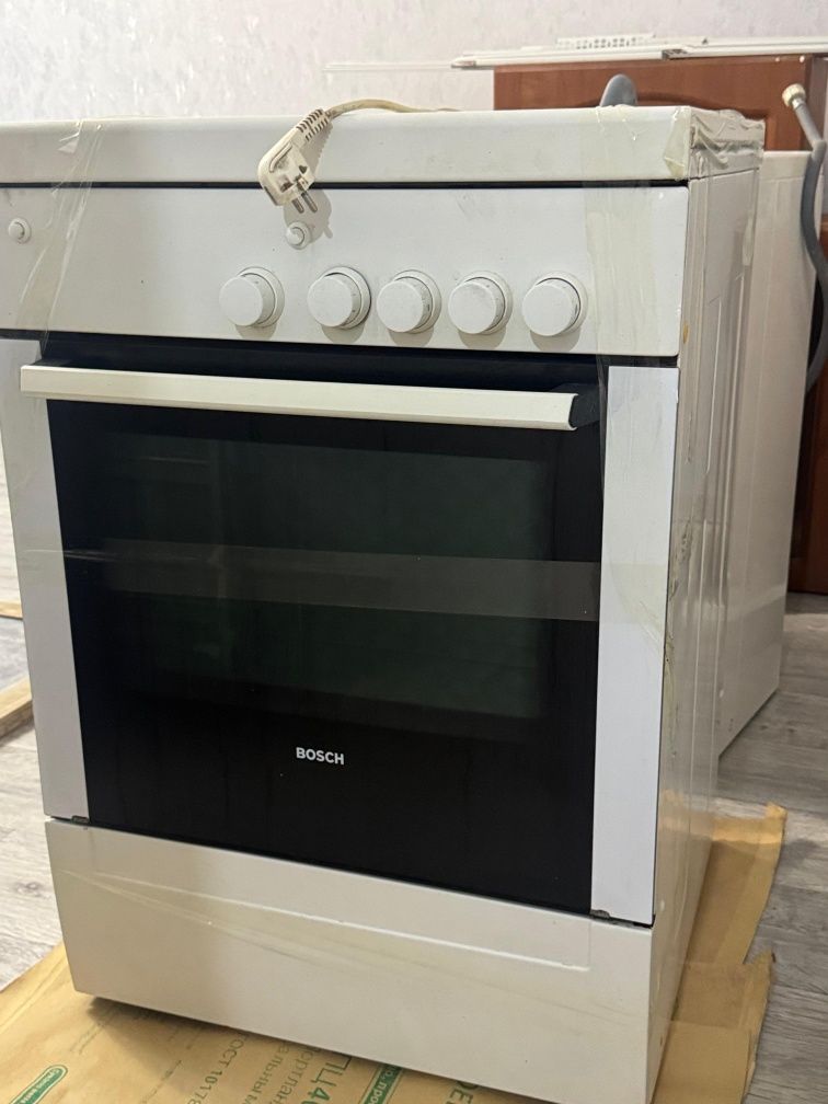 Продам газовую плиту Bosch б/у