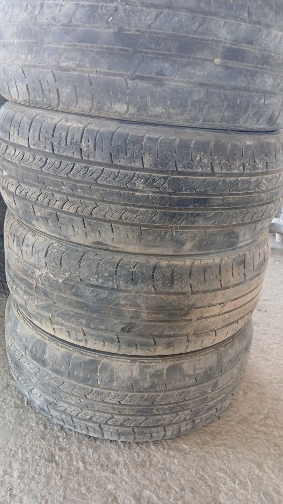 Продам шины 215/50/17,215/55/16