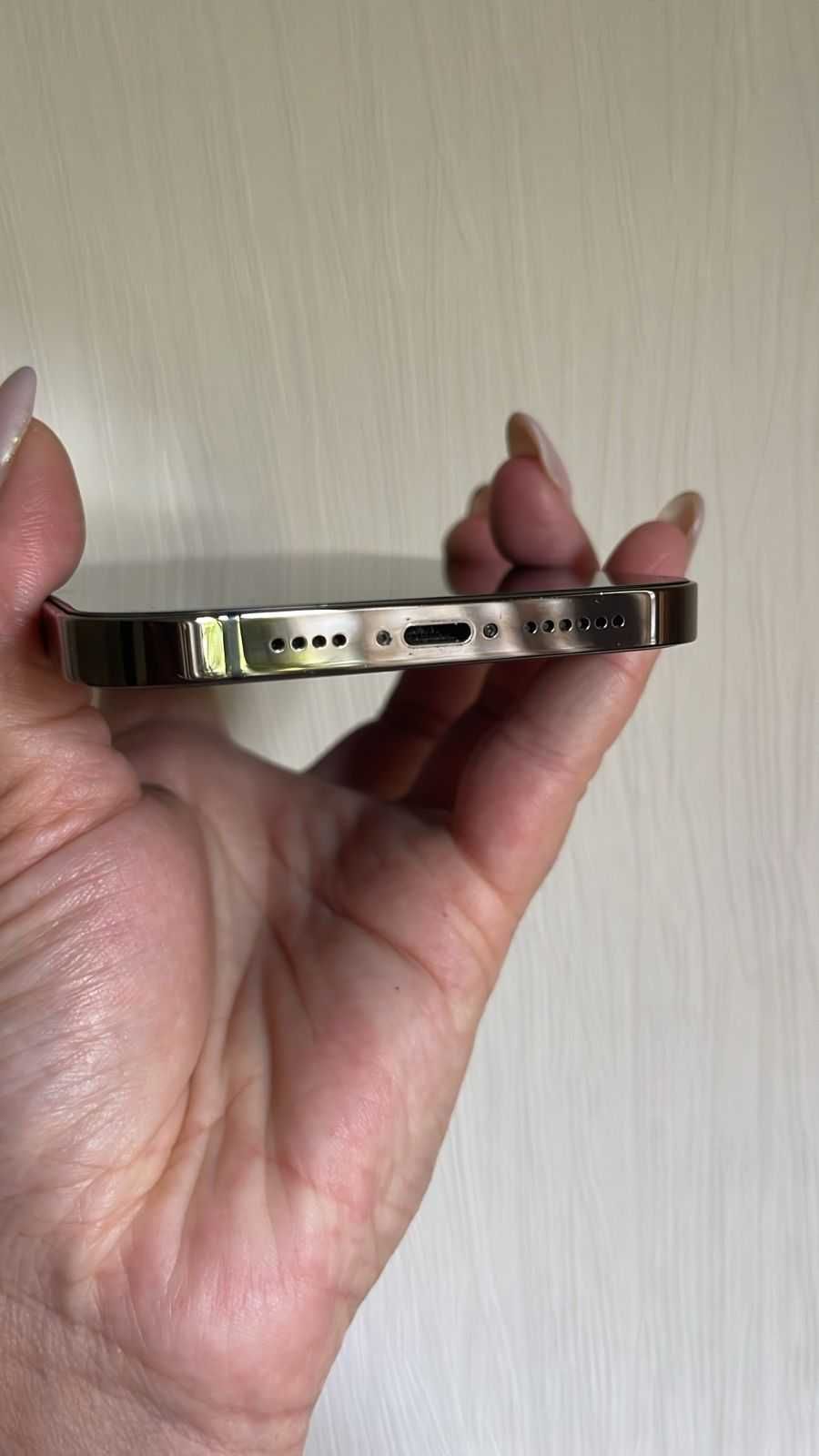 Iphone 12 Pro Max nano-SIM и eSIM