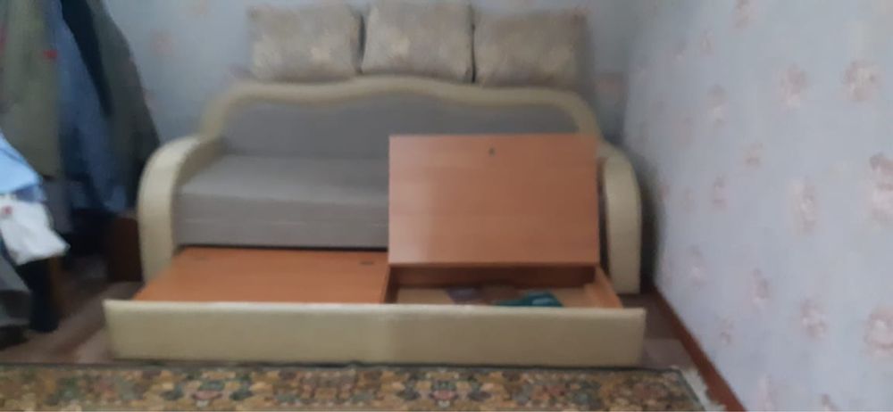 Продам диван раскладной