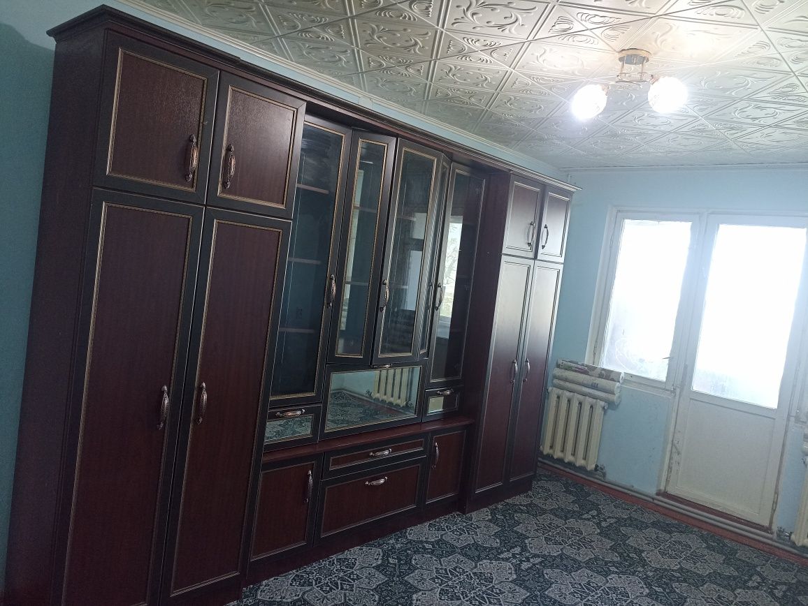 Мебел для дома хороший состояния пачти новая