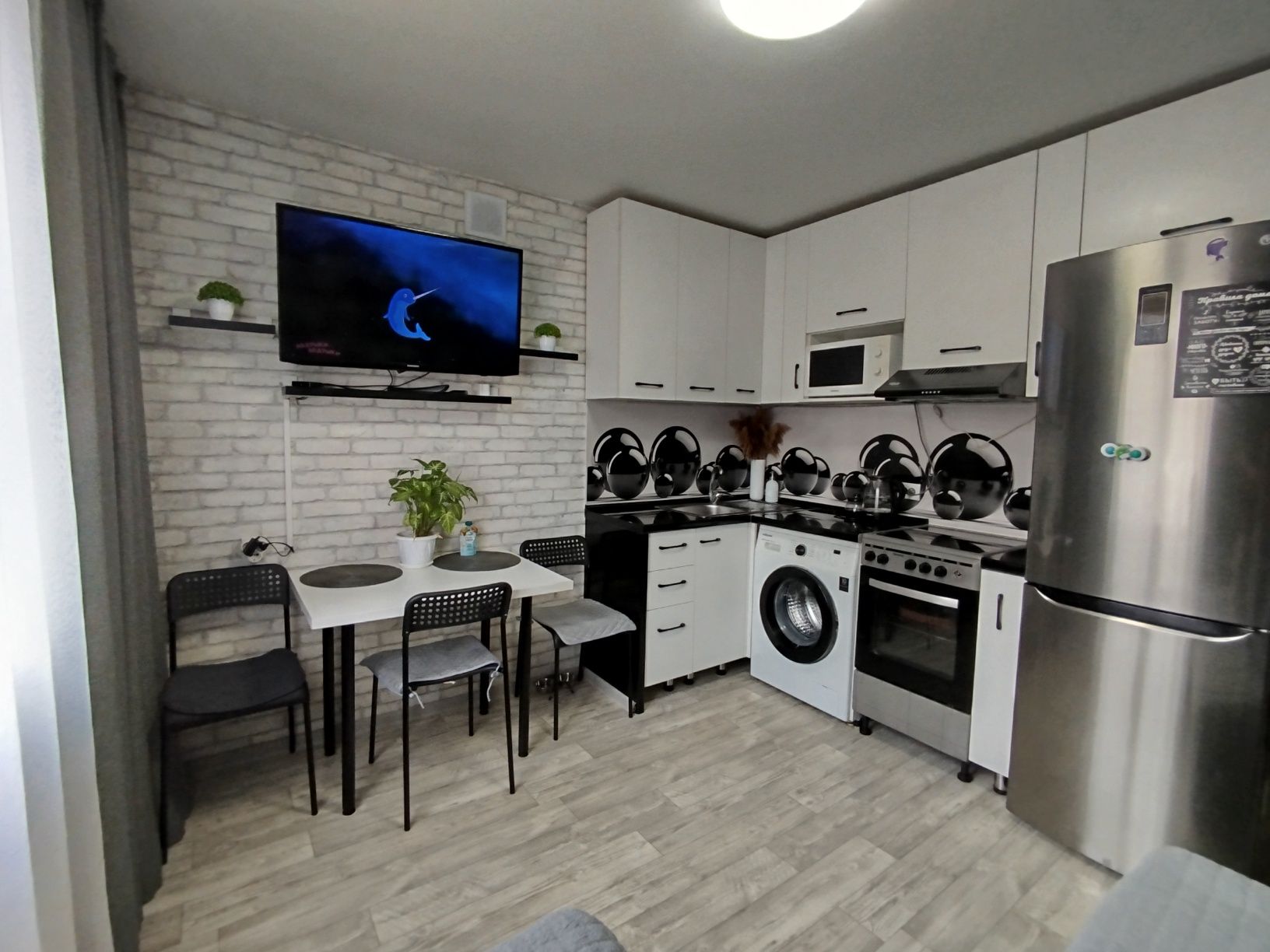 Продам  1.5. бульвар Гагарина 36