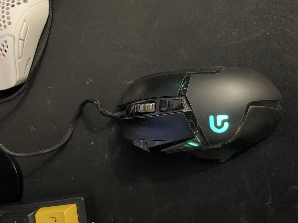 Мышка logitech G502 с ковриком Razer