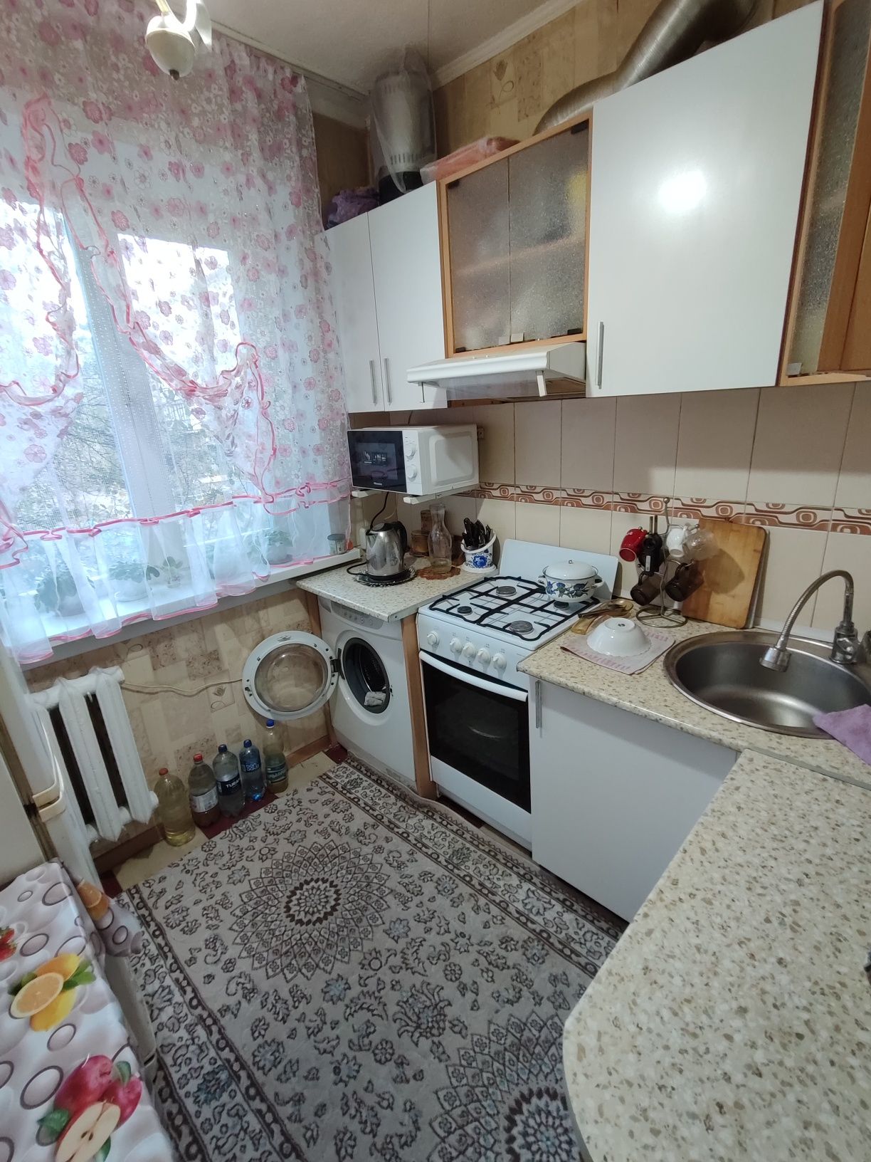 Продается 2-комн (4-10, 2 эт)