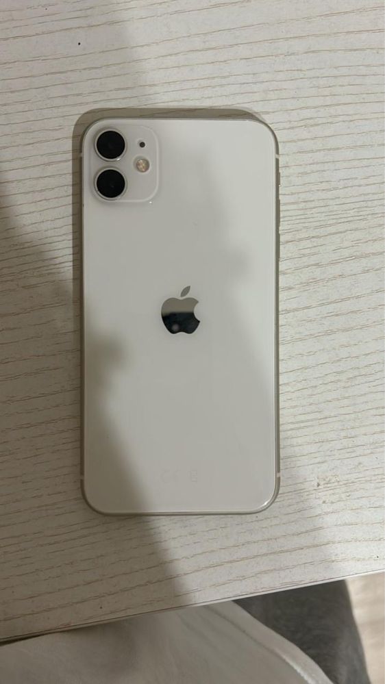 iPhone 11 128 гб в хорошем качестве