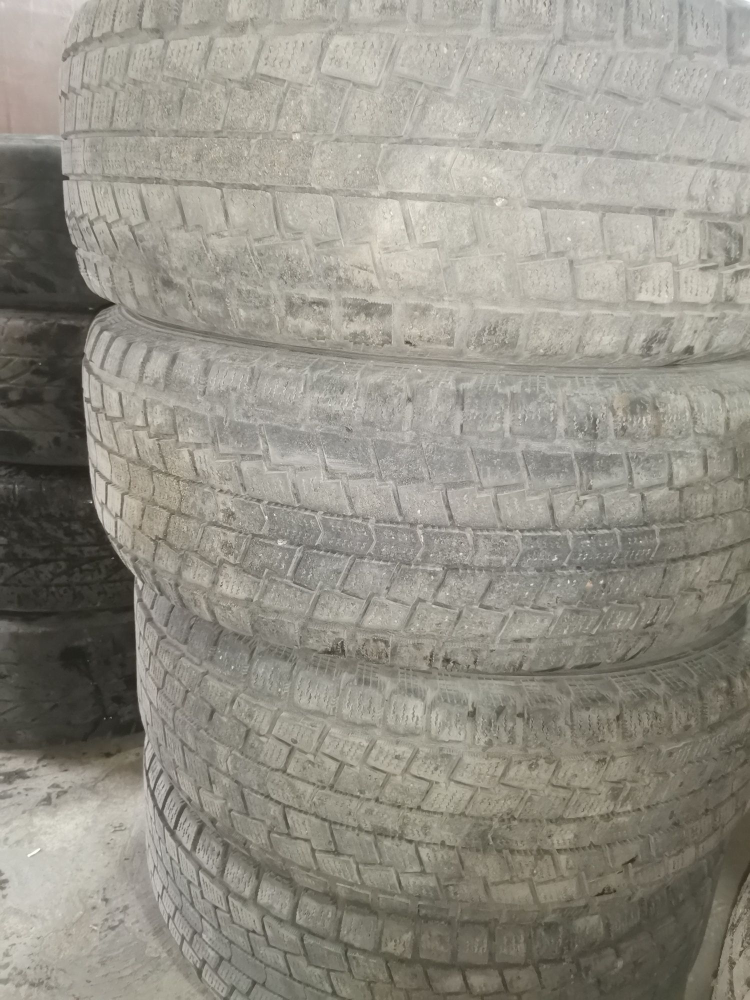 Шины  265/65 R17 HANKOOK Корея.